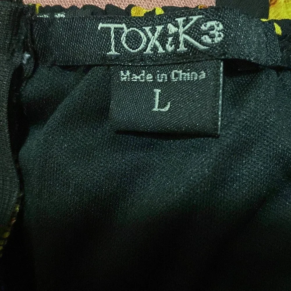 NWOT Women romper - Picture 3 of 3